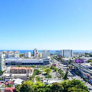 S1401 En Downtown Santo Domingo