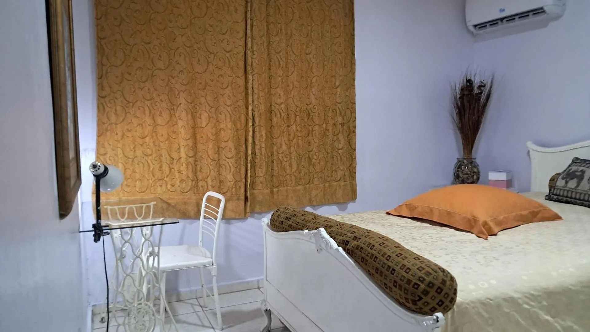 Veronica Castillo Santo Domingo Homestay